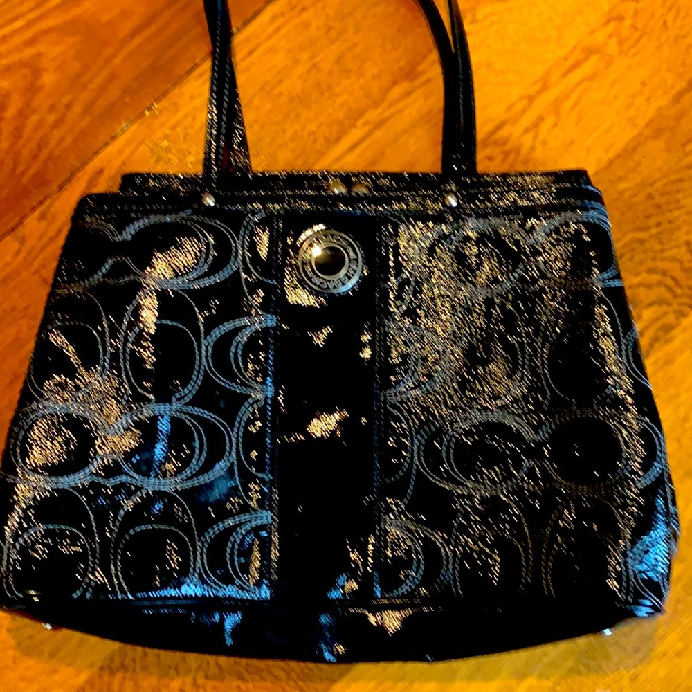 Coach Purse used 3 tines